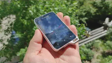 Sony Ericsson ST17 Xperia active Billabong edition