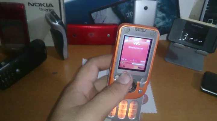 Sony Ericsson w550i orange colour-great phone  sound better than android