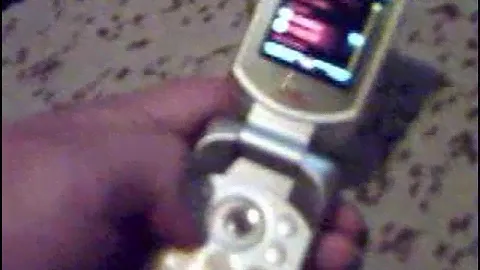 Sony Ericsson W300i Cell Phone